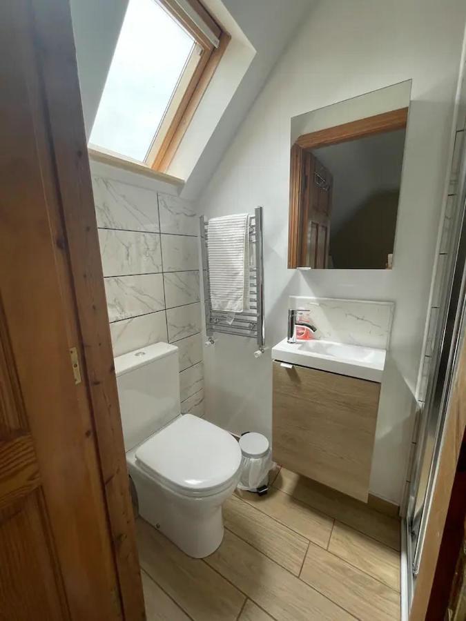 Wind Rose Rooms Ballycastle Esterno foto