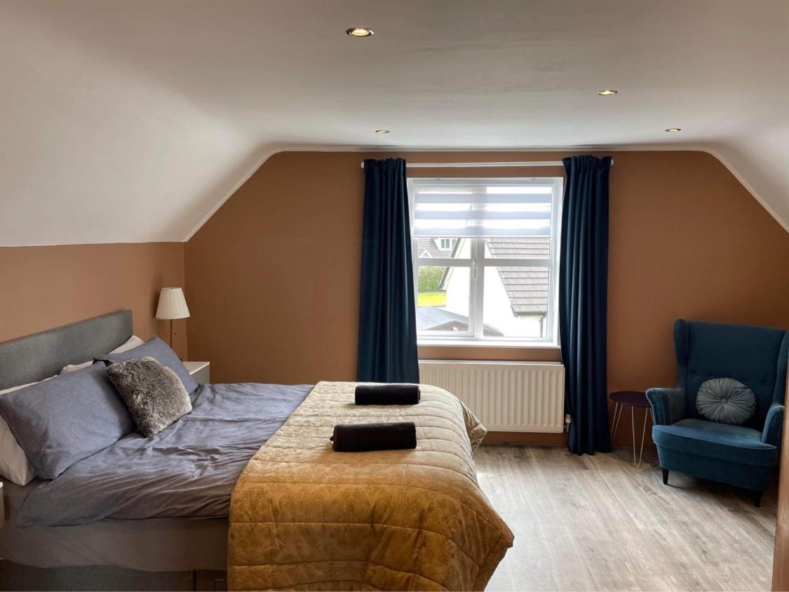 Wind Rose Rooms Ballycastle Esterno foto